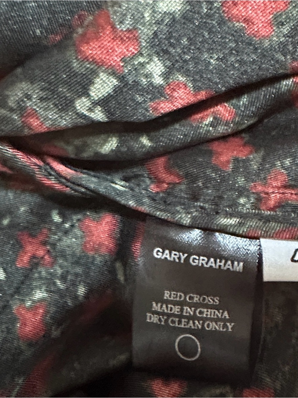 Gary Graham Women’s Straight-Leg Pants in Black with Red Motif - Picture 7 of 8